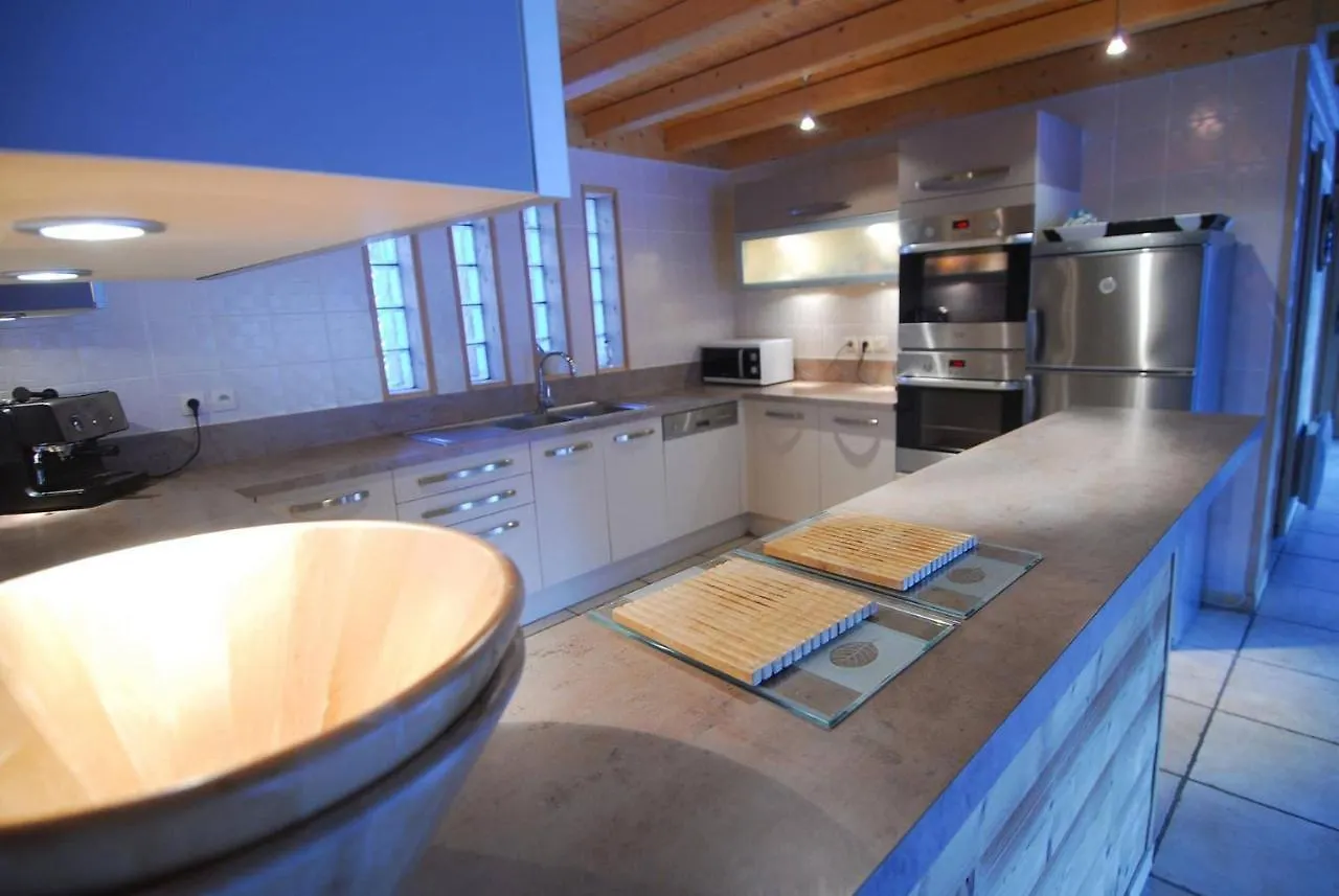Montbeliarde Chalet: Mountain Retreat with Summer Multipass Option Chatel 0*,  France